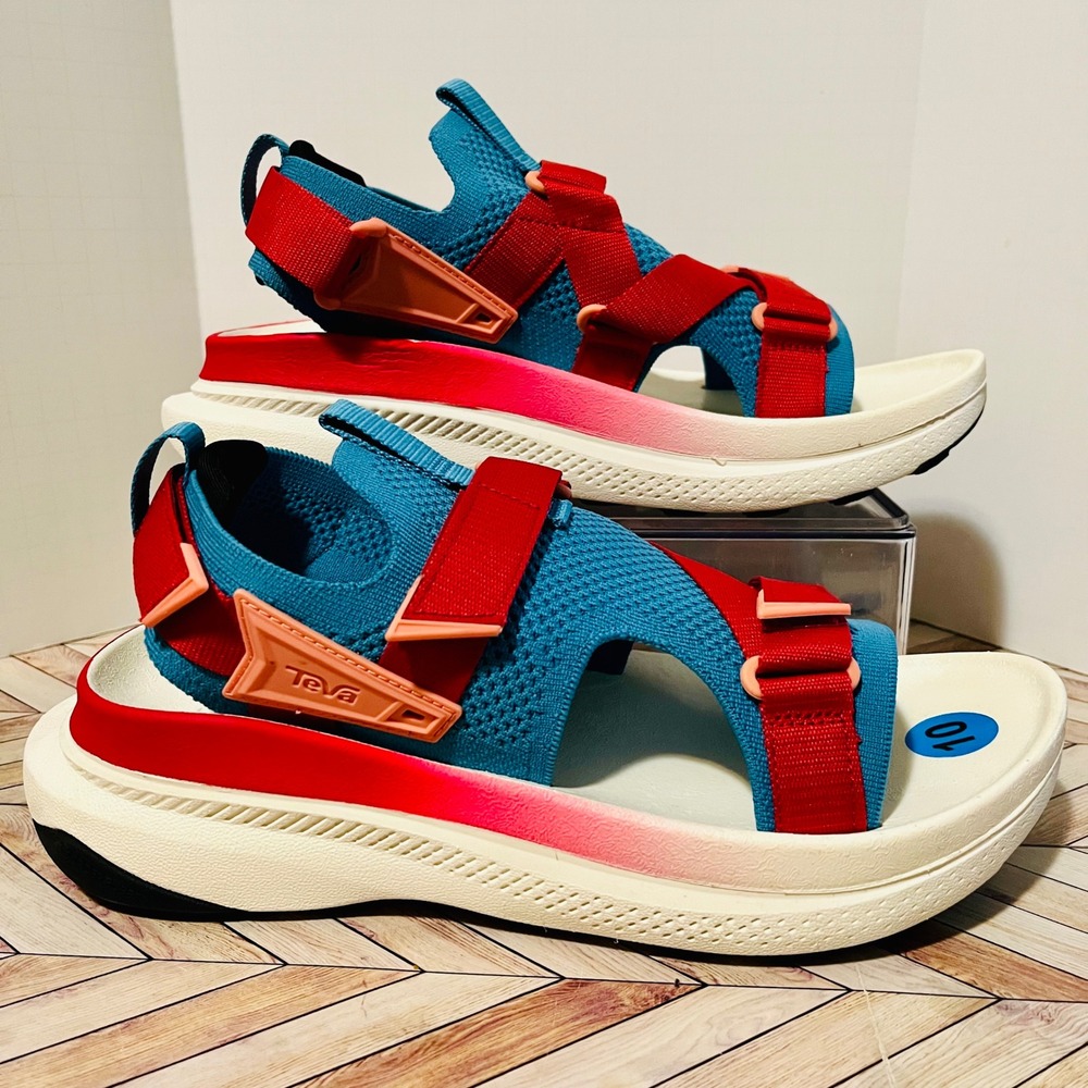 Teva Aventrail Sandals Women 10 Larkspur Scarlet Blue Red Platform Sport 1156131